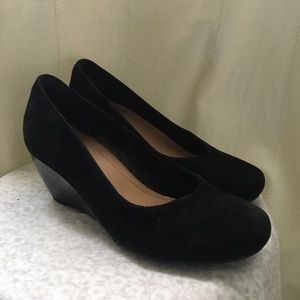 Clarks suede wedge heel